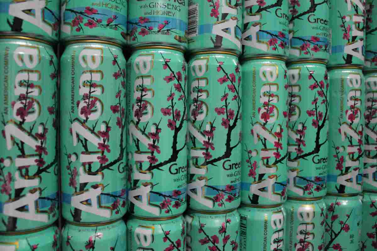does-arizona-green-tea-have-caffeine-featured