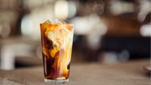 how-to-make-milk-tea-featured