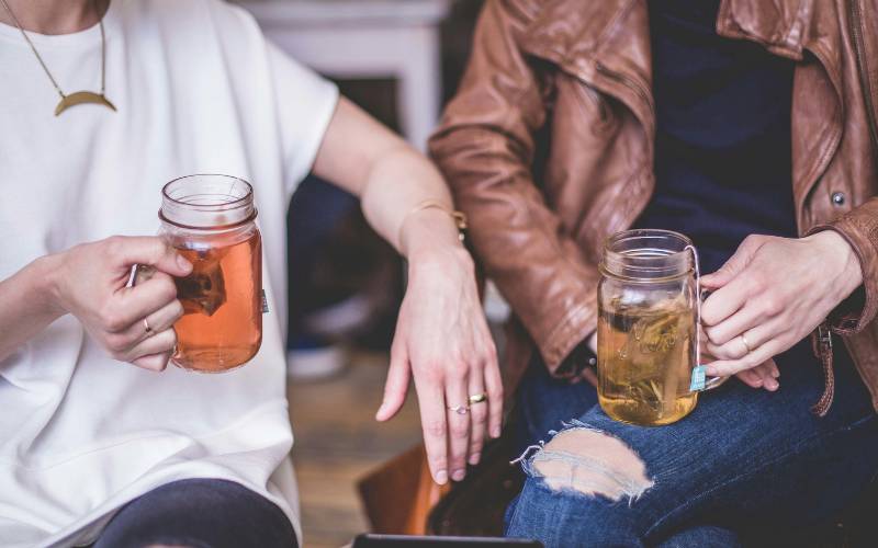 what-type-of-alcohol-is-in-twisted-tea-who-should-drink