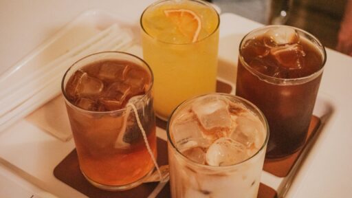 does-iced-tea-dehydrate-you-featured