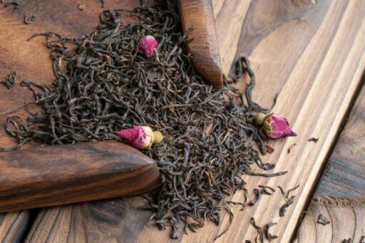 does-tea-expire-featured