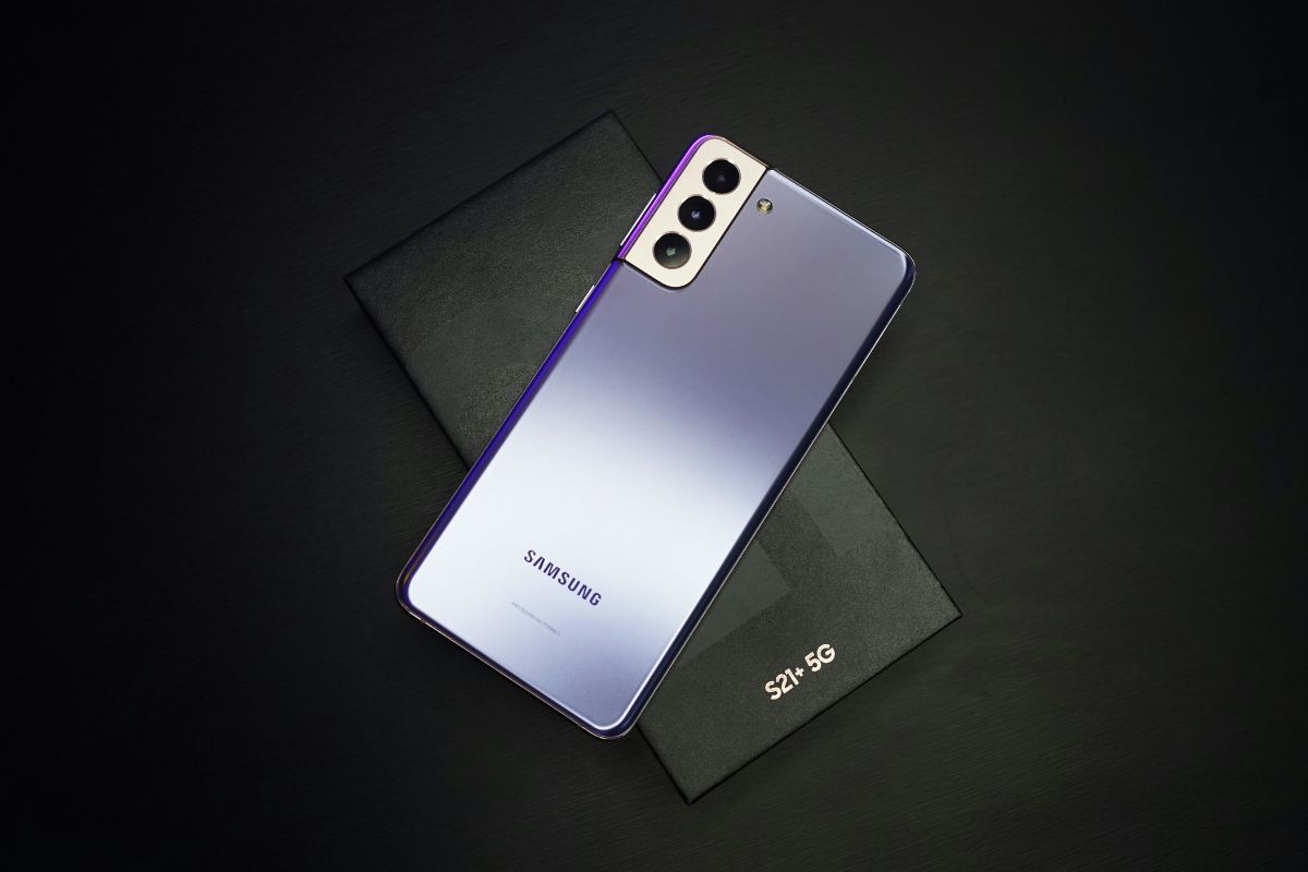 free-5g-government-phones-samsung-featured