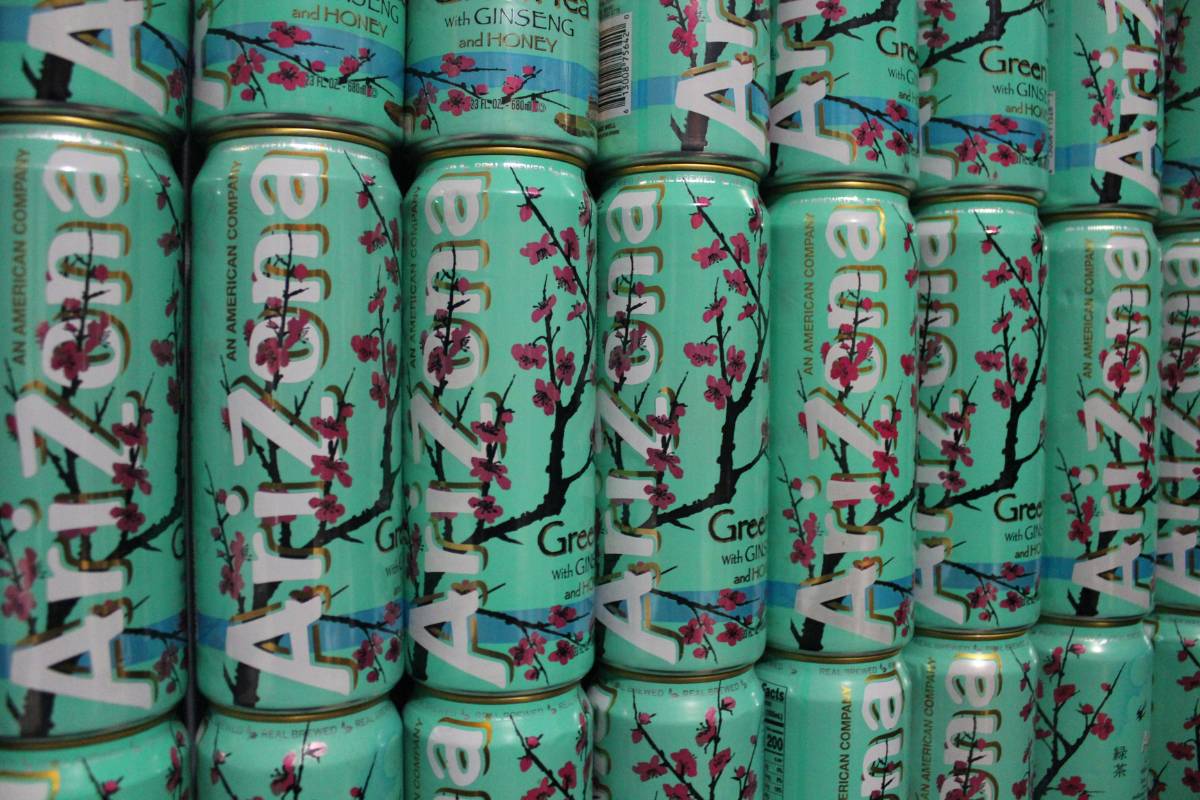 how-much-caffeine-in-arizona-iced-tea-featured