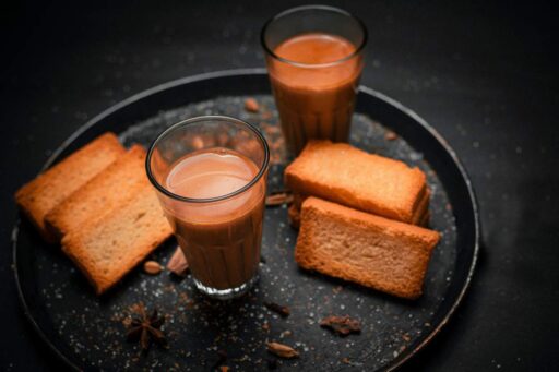 how-much-caffeine-in-chai-tea-featured