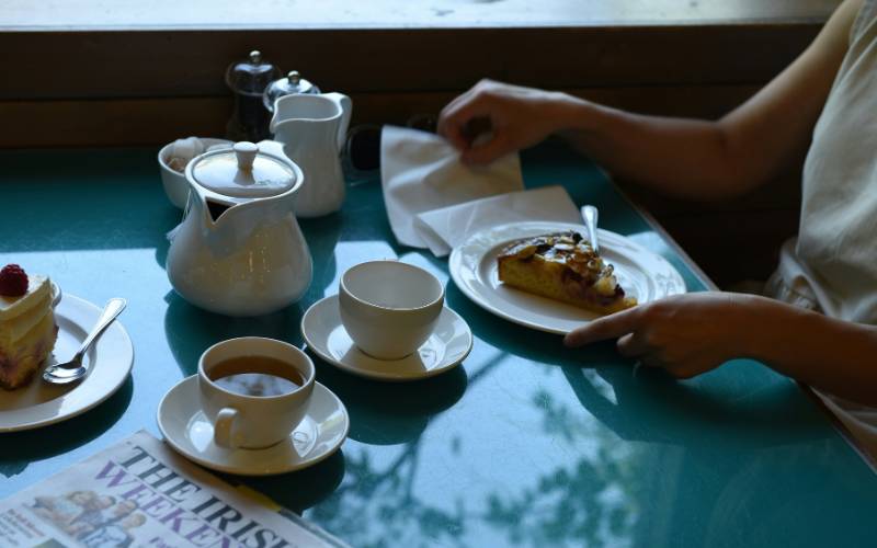 how-much-caffeine-is-in-english-breakfast-tea-caffeine-comparison