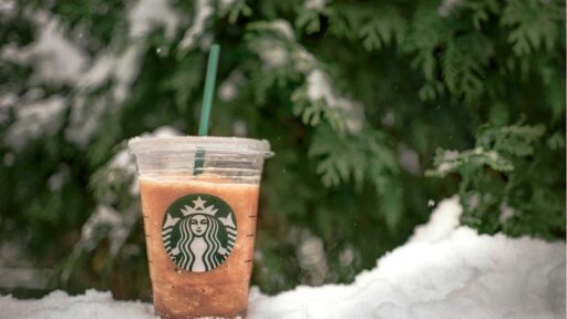 how-to-make-starbucks-chai-tea-latte-featured