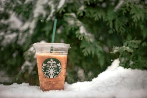 how-to-make-starbucks-chai-tea-latte-featured