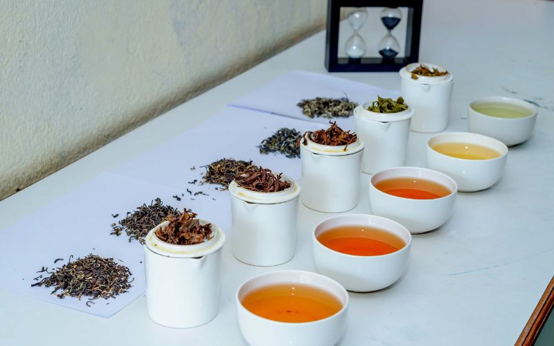 what-does-butterfly-pea-tea-taste-like-other-teas