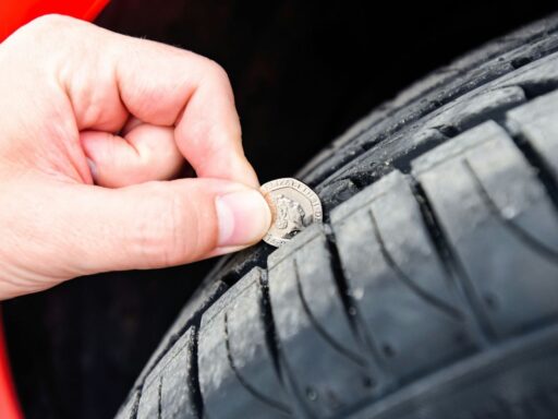 how-to-check-tire-pressure