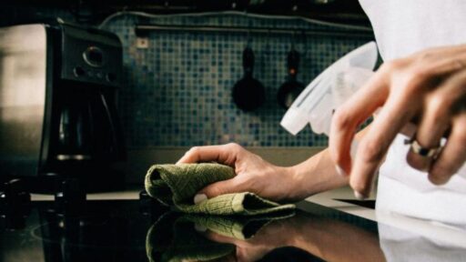 how-to-clean-a-microwave