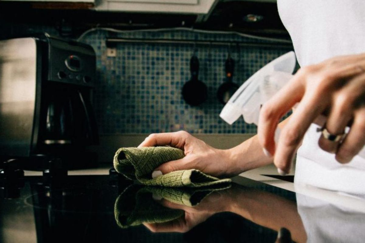 how-to-clean-a-microwave