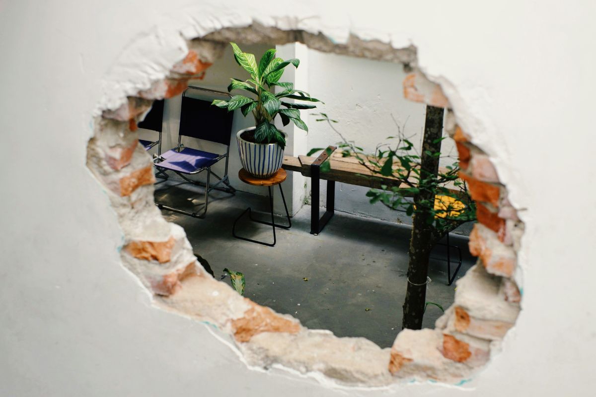 how-to-patch-a-hole-in-the-wall