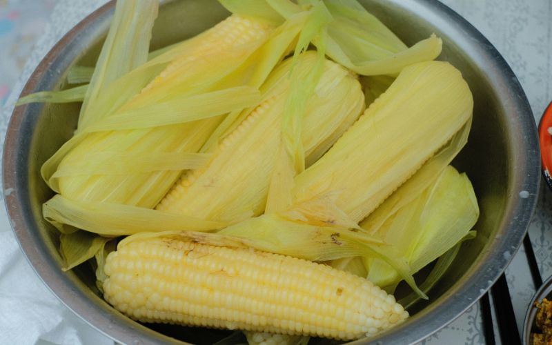 how-to-reheat-corn-on-the-cob-common-mistakes