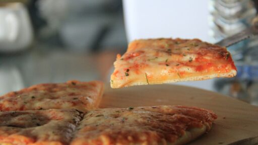 how-to-reheat-pizza