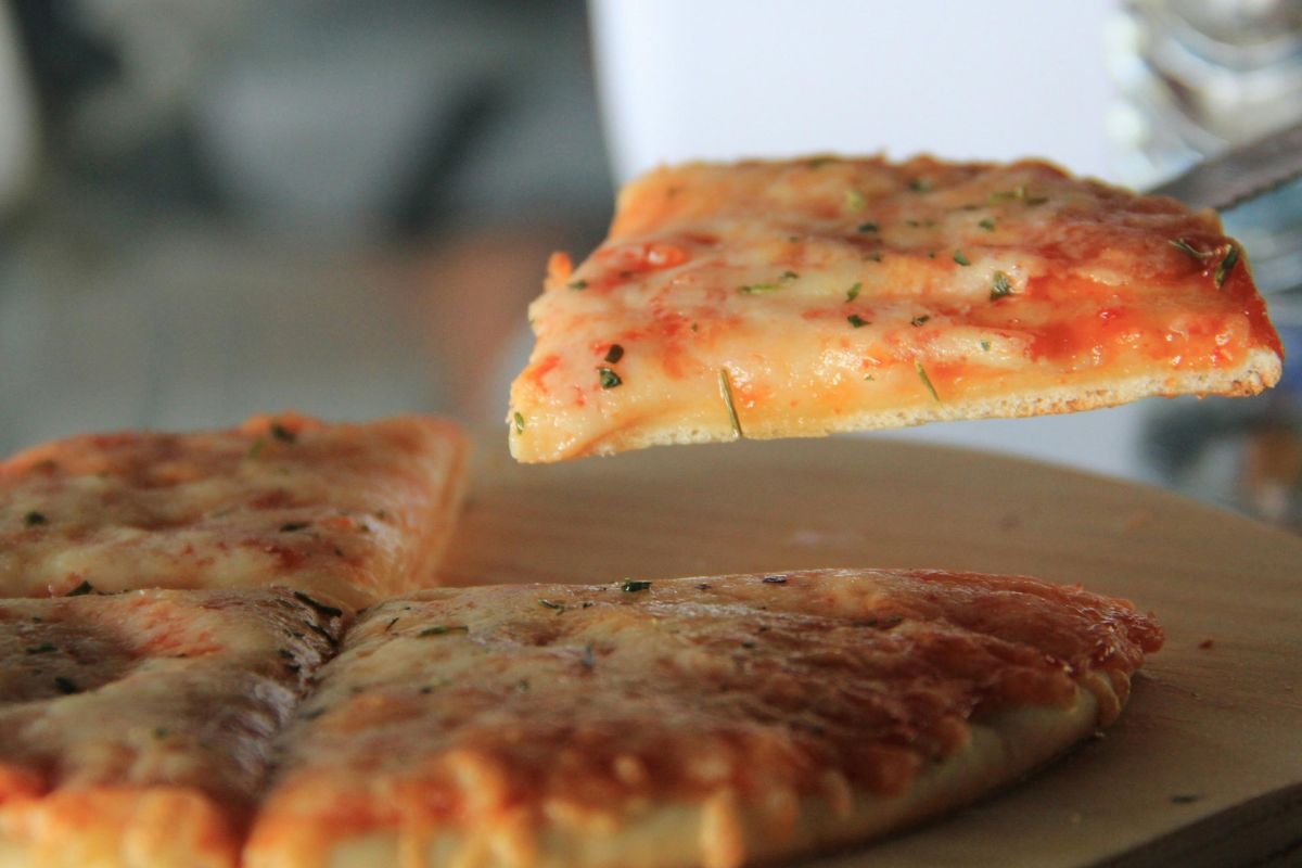 how-to-reheat-pizza-in-air-fryer