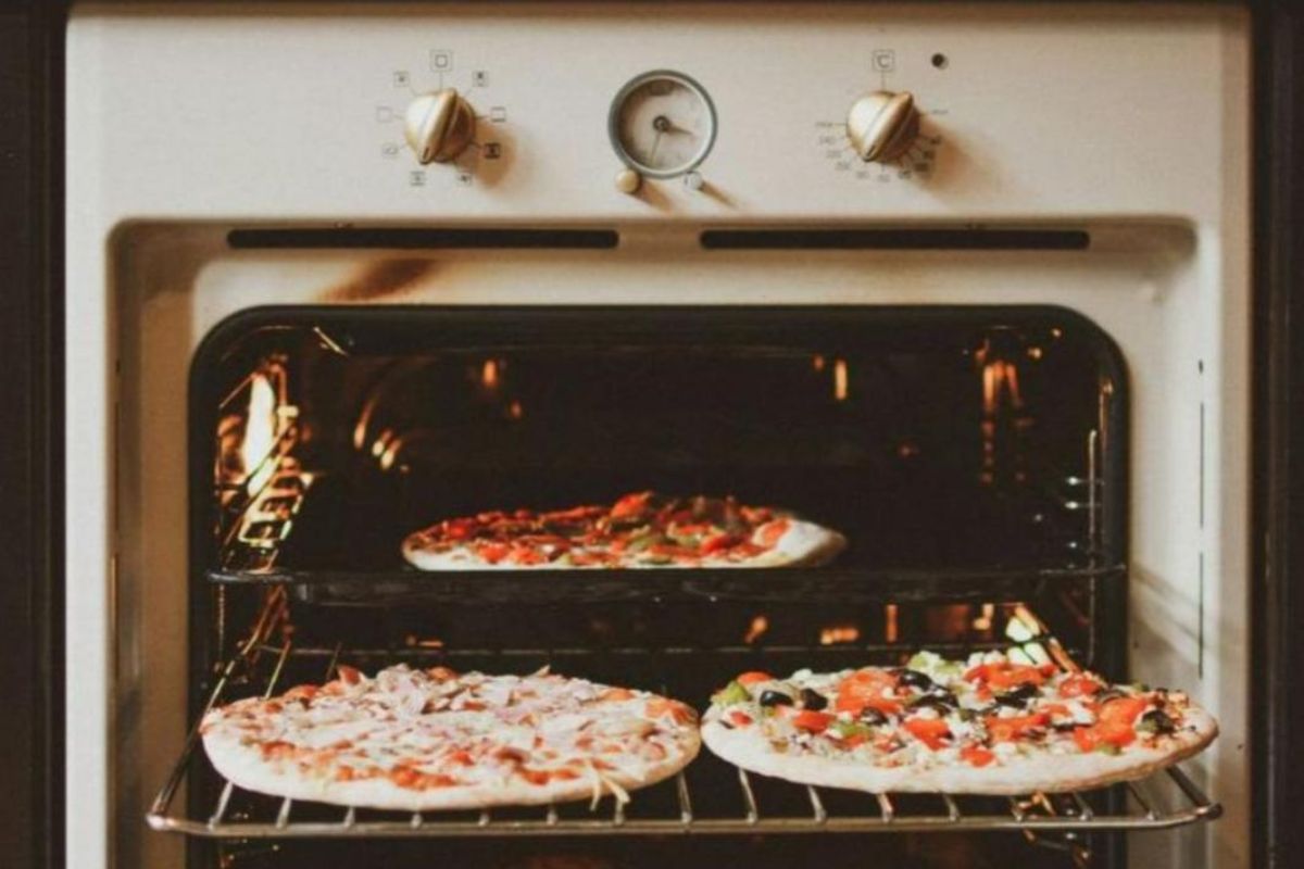 how-to-reheat-pizza-in-oven