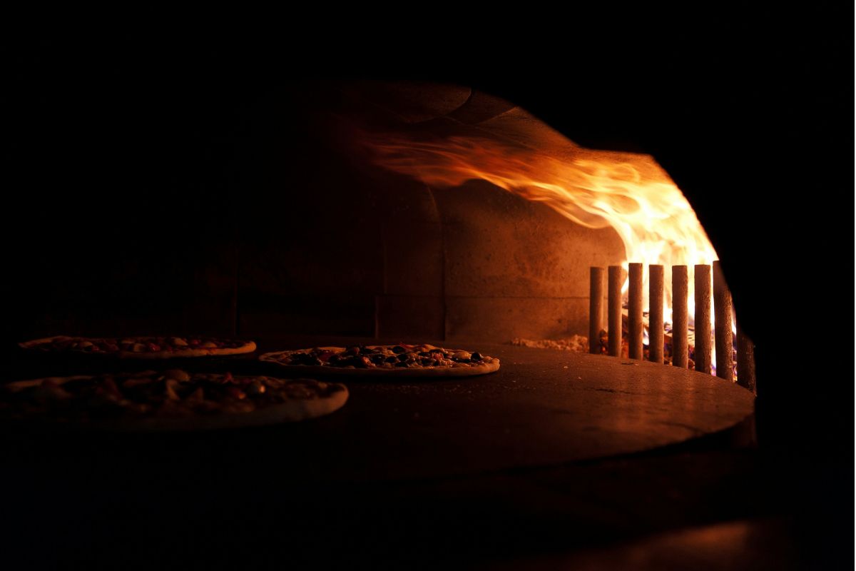 how-to-reheat-pizza-in-the-oven