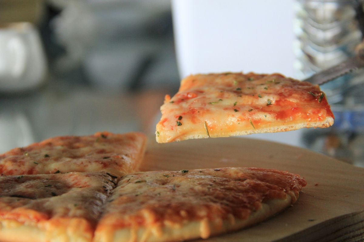 how-to-reheat-pizza