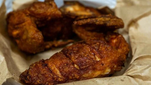 how-long-to-reheat-chicken-in-air-fryer-featured