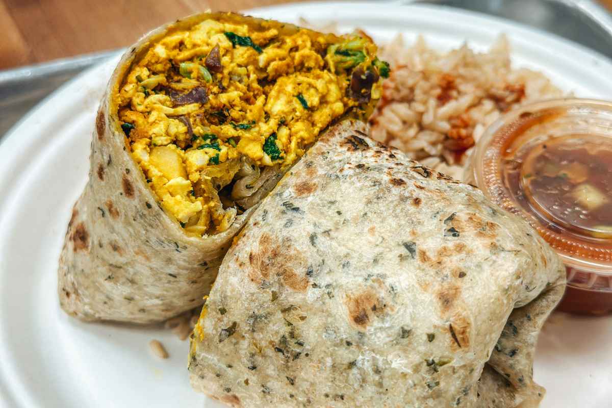 how-to-reheat-burrito-featured
