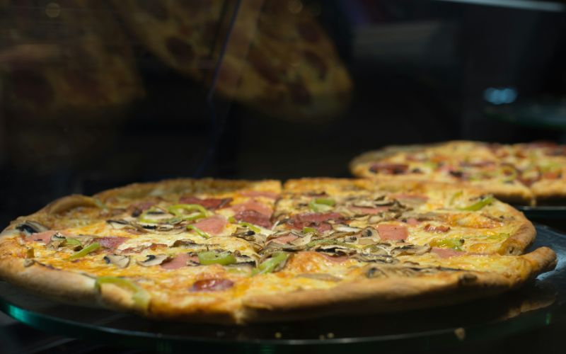 how-to-reheat-frozen-pizza-mistakes