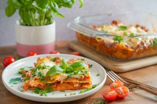 how-to-reheat-lasagna-in-oven-featured