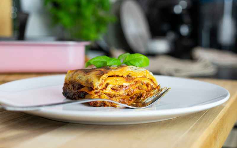 how-to-reheat-lasagna-in-oven-the-reason-why