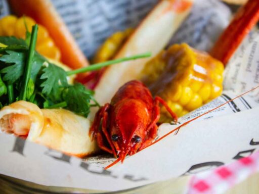 how-to-reheat-seafood-boil-bag-featured