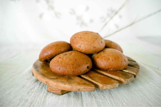 how-to-reheat-texas-roadhouse-rolls-featured