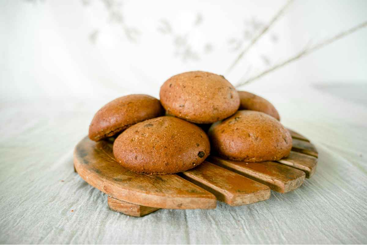how-to-reheat-texas-roadhouse-rolls-featured