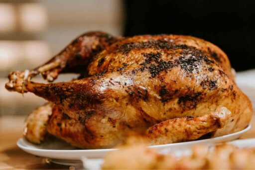 how-to-reheat-turkey-featured