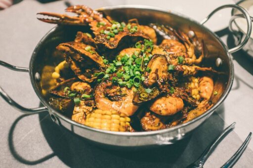 how-to-reheat-a-seafood-boil-bag-featured