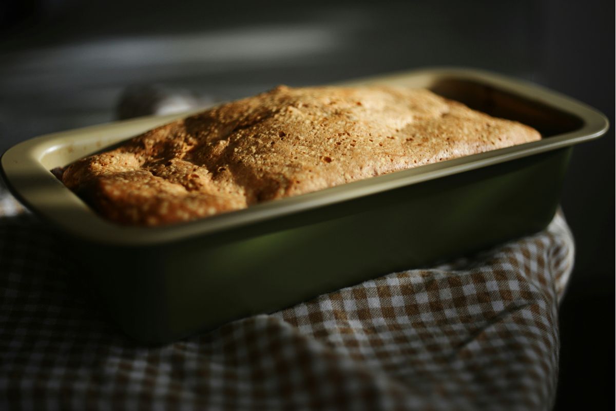 how-to-reheat-cornbread-featured