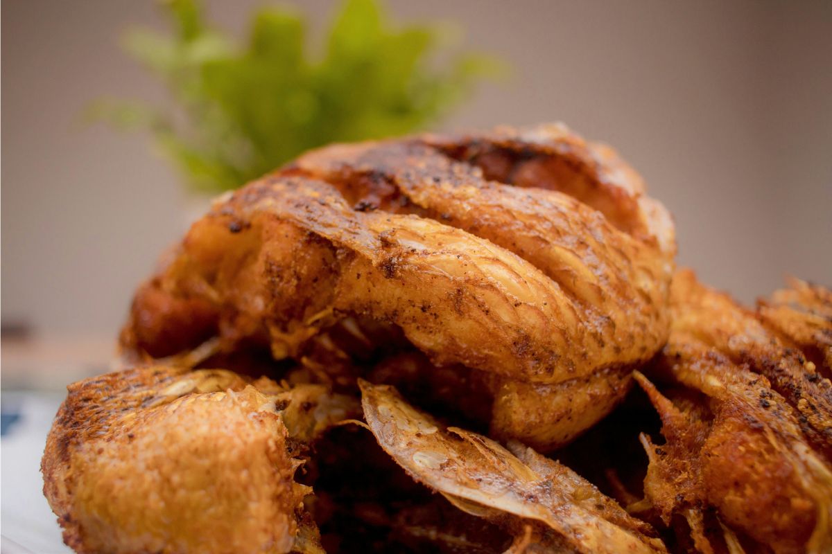 how-to-reheat-costco-rotisserie-chicken-featured