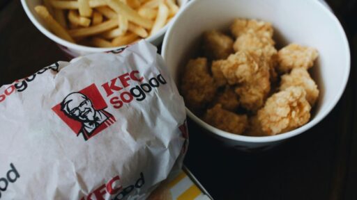 how-to-reheat-kfc-chicken-featured