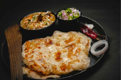 how-to-reheat-naan-featured
