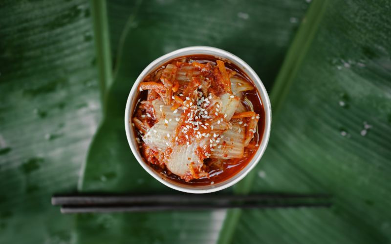 what-does-kimchi-taste-like-smell-like